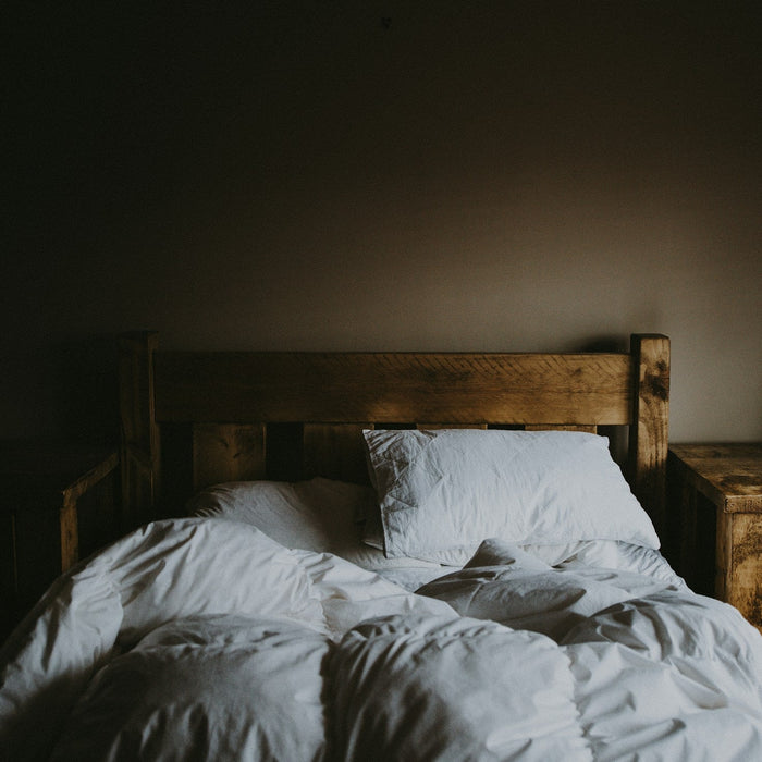 Single Wooden Bed Frames and What Makes Them Last Over Time - Rest Relax