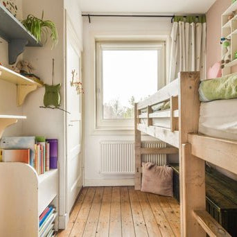 Space-Saving Beds: Transform Your Small Bedroom | Tips & Affordable Options - Rest Relax