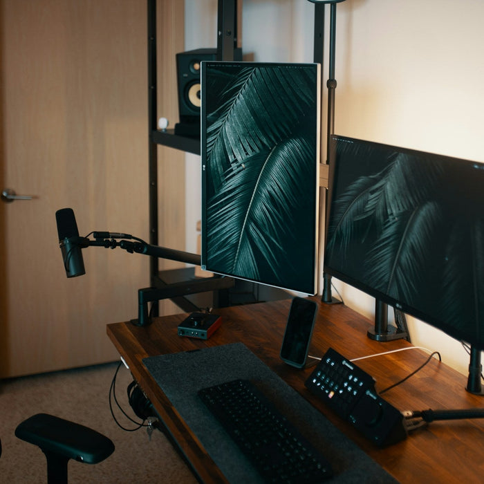 Space-Saving Tips for Gaming Bedroom Furniture Arrangements - Rest Relax