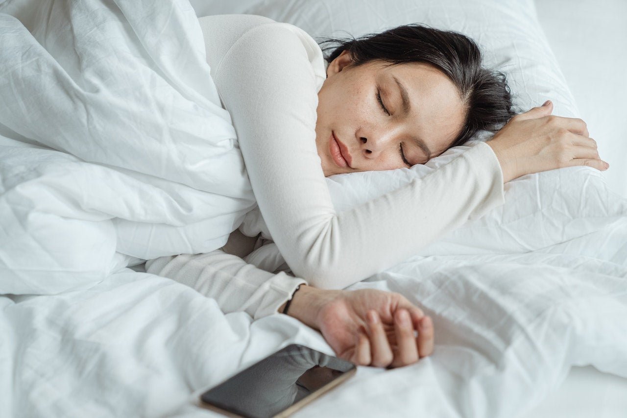 The Link Between Sleep Quality and Stress: How Mattresses Make a Difference - Rest Relax