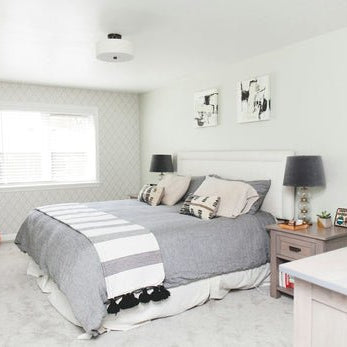 White Wooden Ottoman Bed: Elegance and Practical Storage for Your Bedroom - Rest Relax