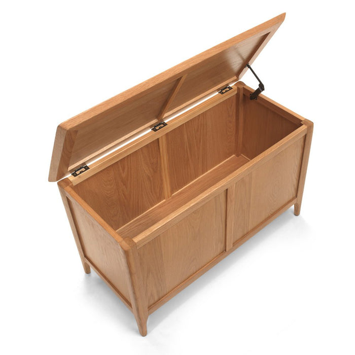 Furniture HausCorbett Oak Blanket Box - Rest Relax