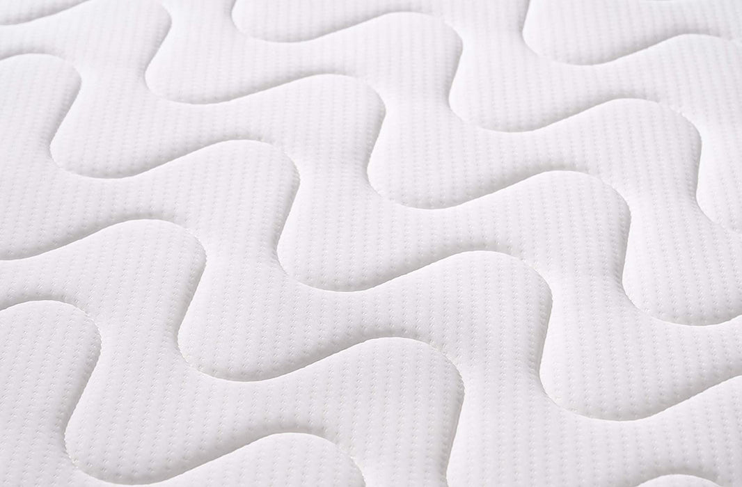 Little Champ Pocket Spring Mattress – close-up of the quilted white cover fabric
